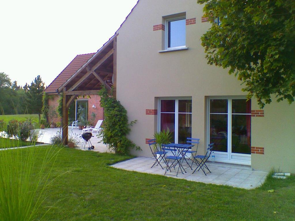 Althaea Bed & Breakfast La Ferté-Saint-Cyr Dış mekan fotoğraf
